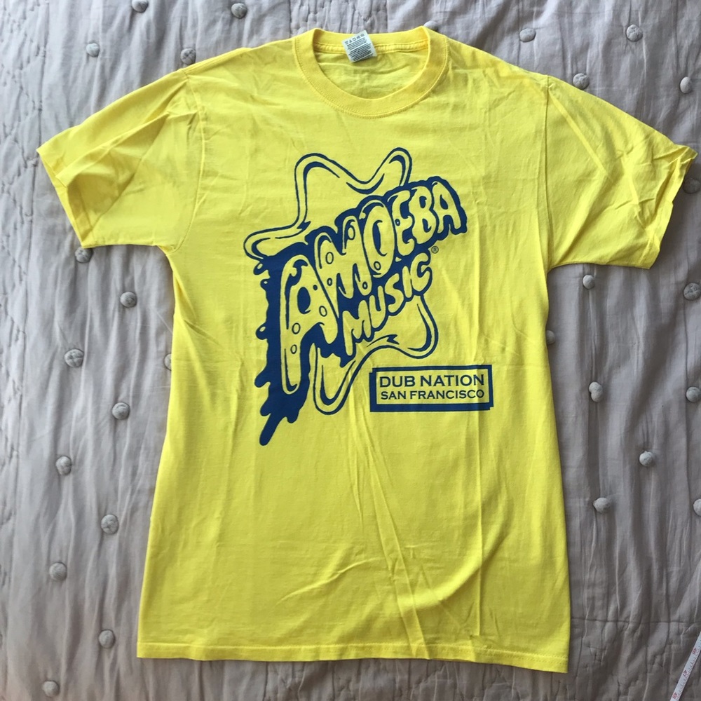 Amoeba Music Golden State t shirt size small